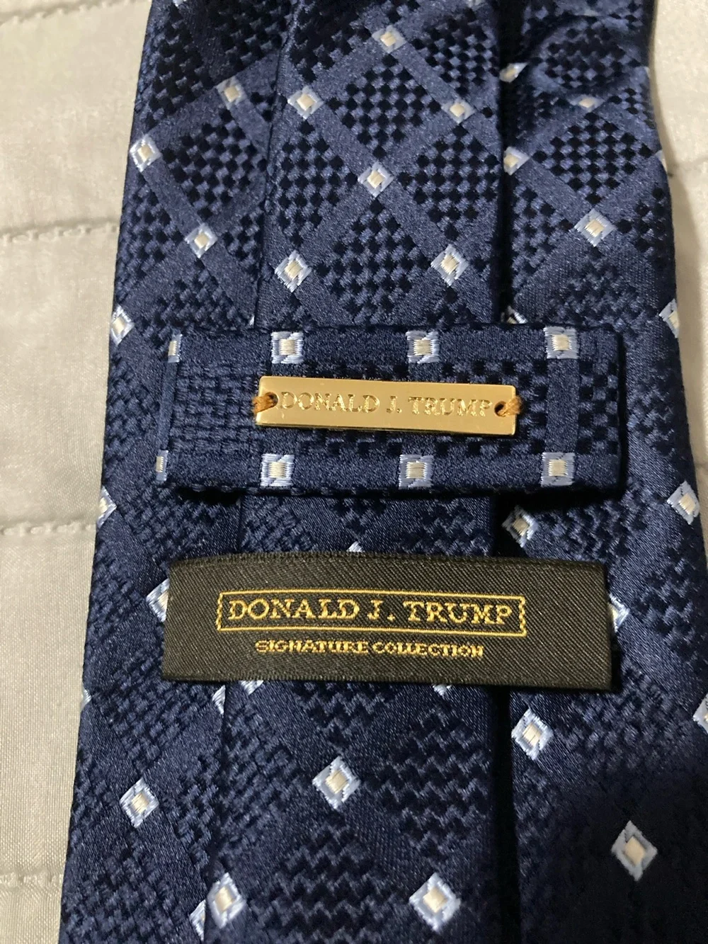 Men's Navy Geometric Silk Tie